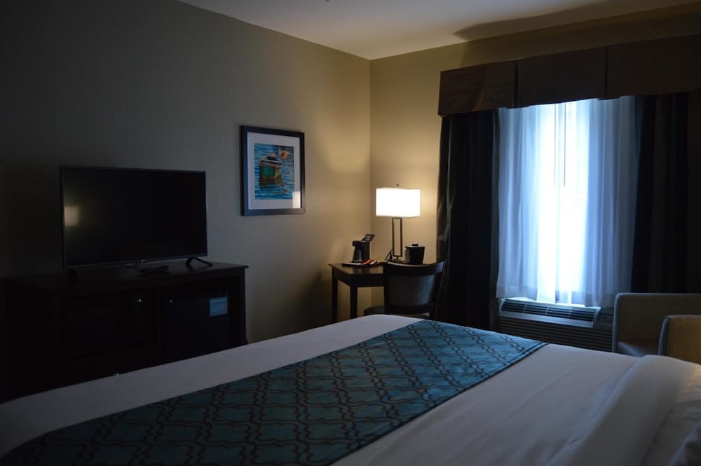 Heritage Place Hotel & Suites 18/48