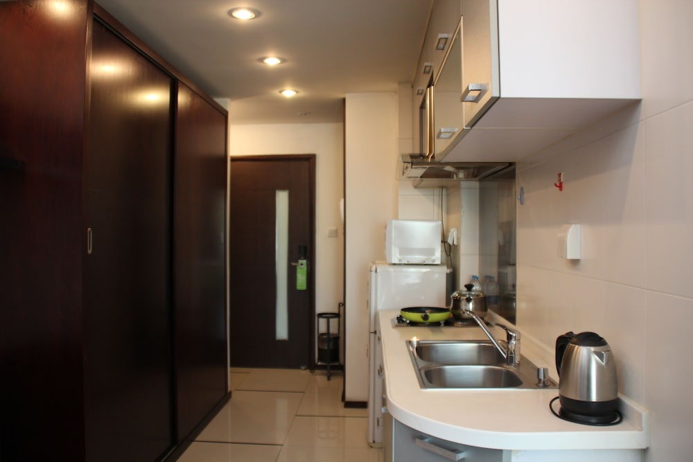 World Union Service Apartment Cosmo 27/72