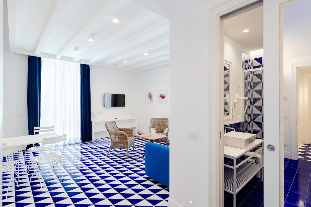 Maison Blu - Intimate Guest House 13/27