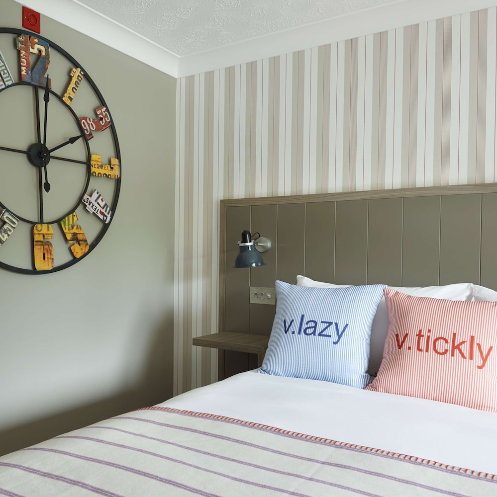 Village Hotel Aberdeen 11/50
