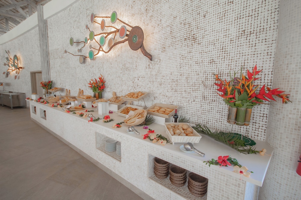 Royal Andilana Resort & Spa 16/80