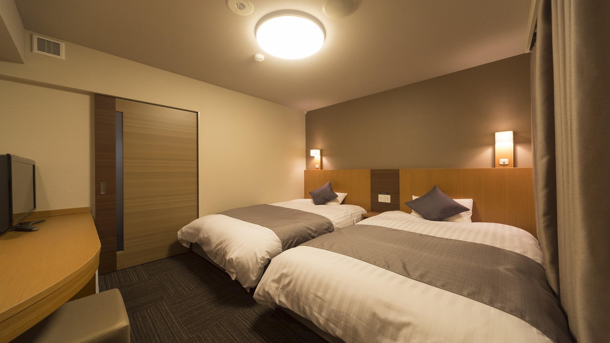 Standard, Twin Beds