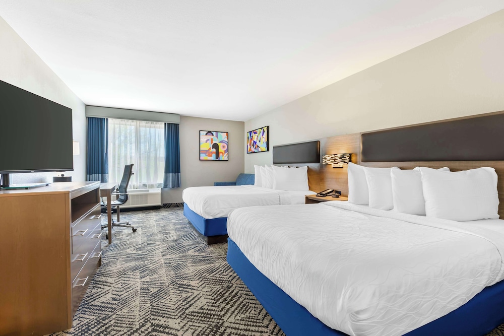 Standard, 2 Queen Beds