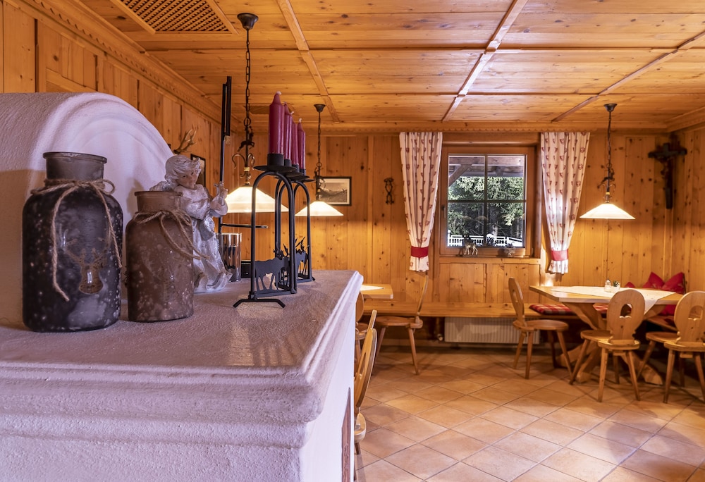 Sweet Cherry Boutique Guesthouse Tyrol 11/28