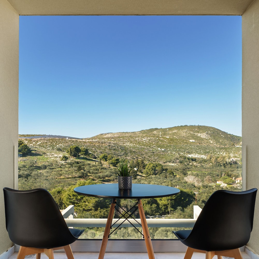 Myzith Luxury Suites 47/58