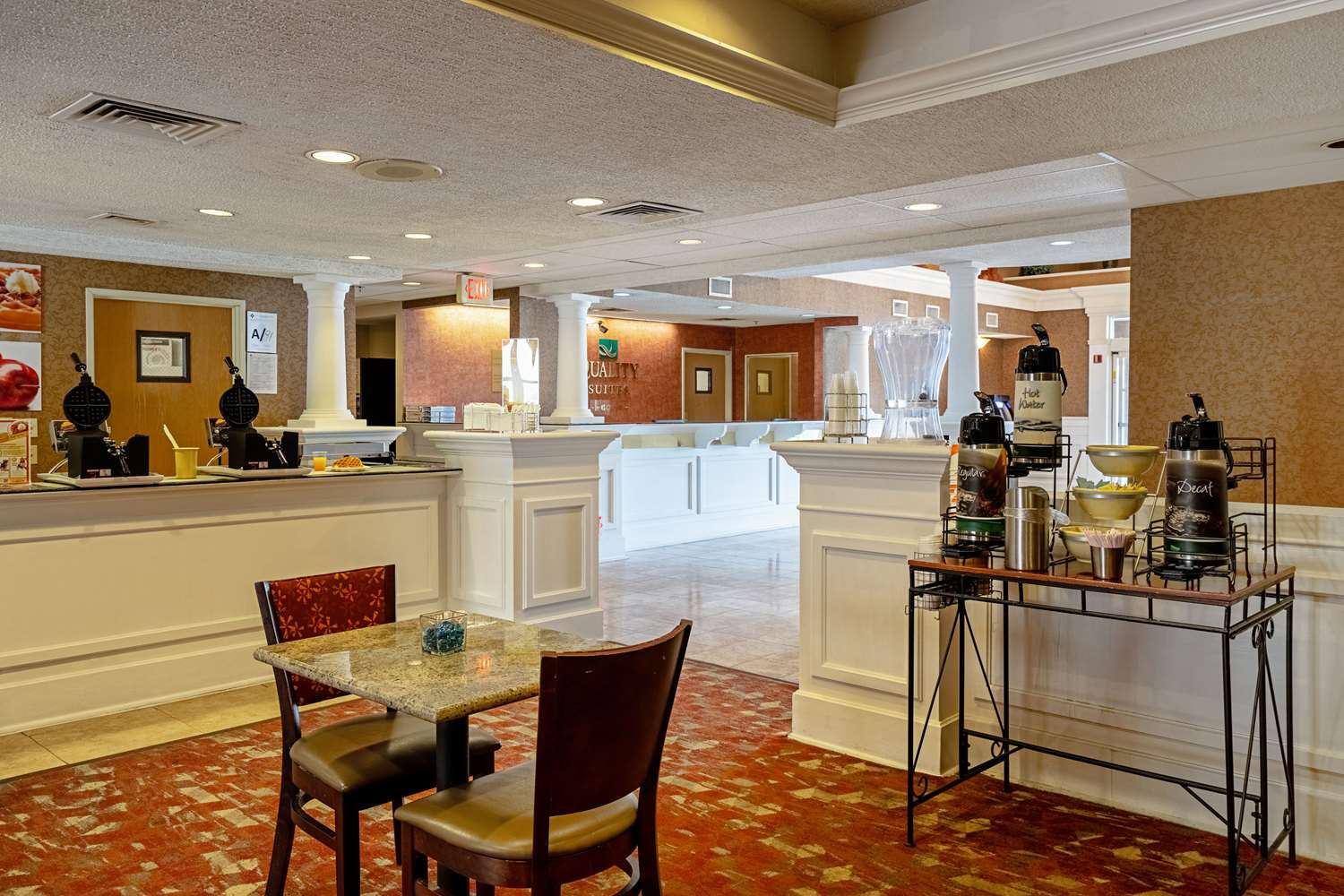 Quality Suites San Antonio Northeast 20/27