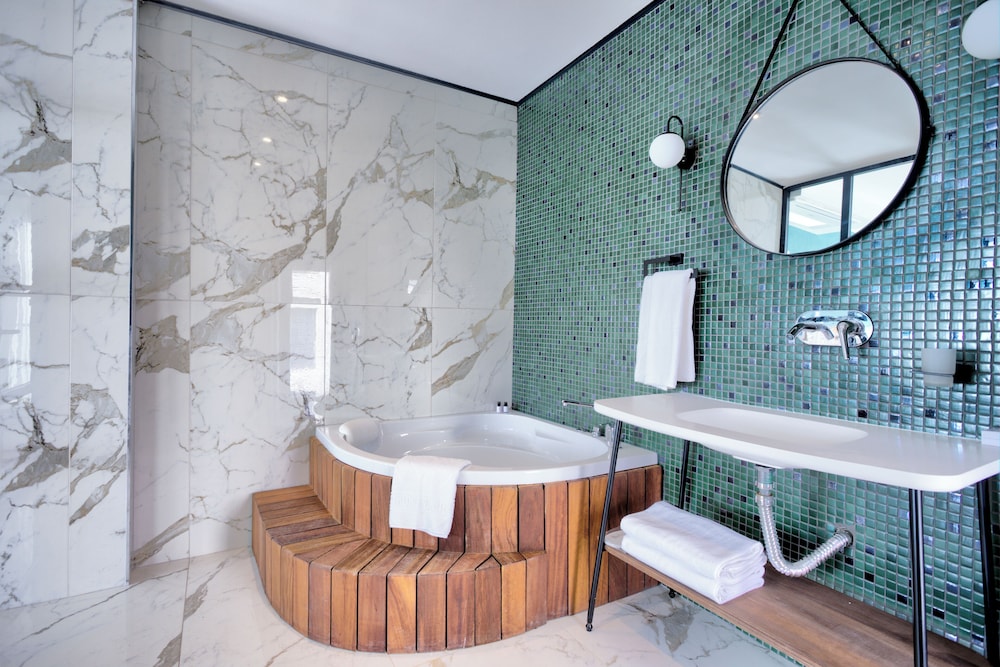 Fragments Hotel 48/51