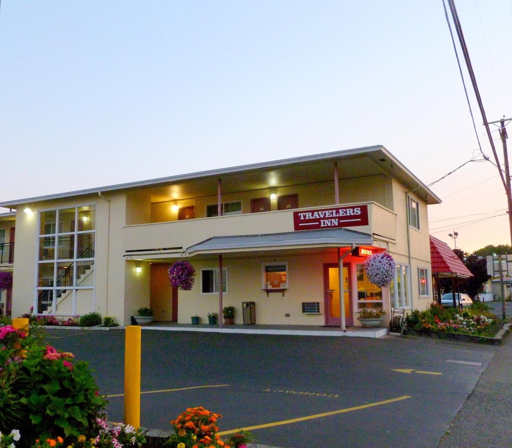 Travelers Inn Eugene University 9/51