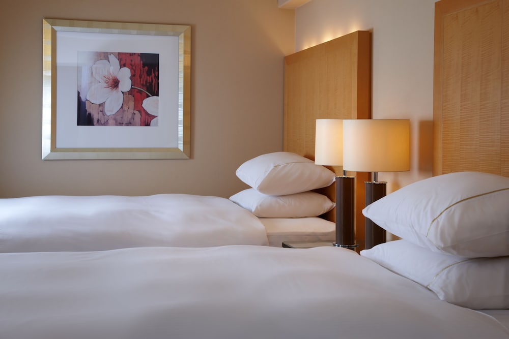 Sheraton Miyako 30/80