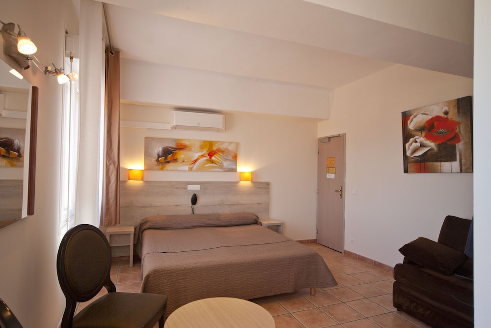 Splendid Hotel 47/71