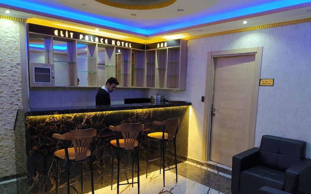 Elit Palace Hotel 12/45