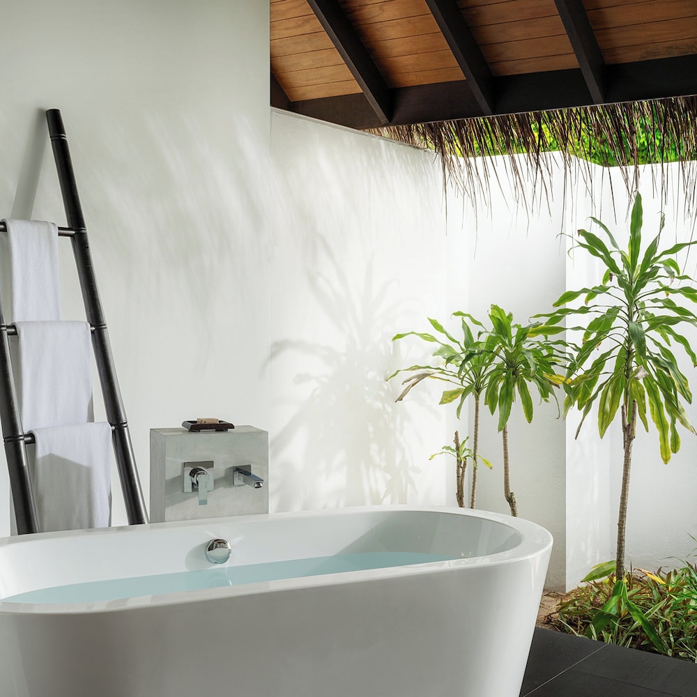 Niva Velassaru Maldives 8/53