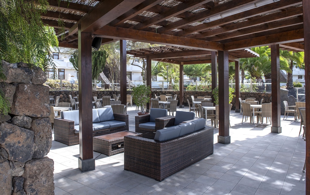 Los Zocos Club Resort 40/66