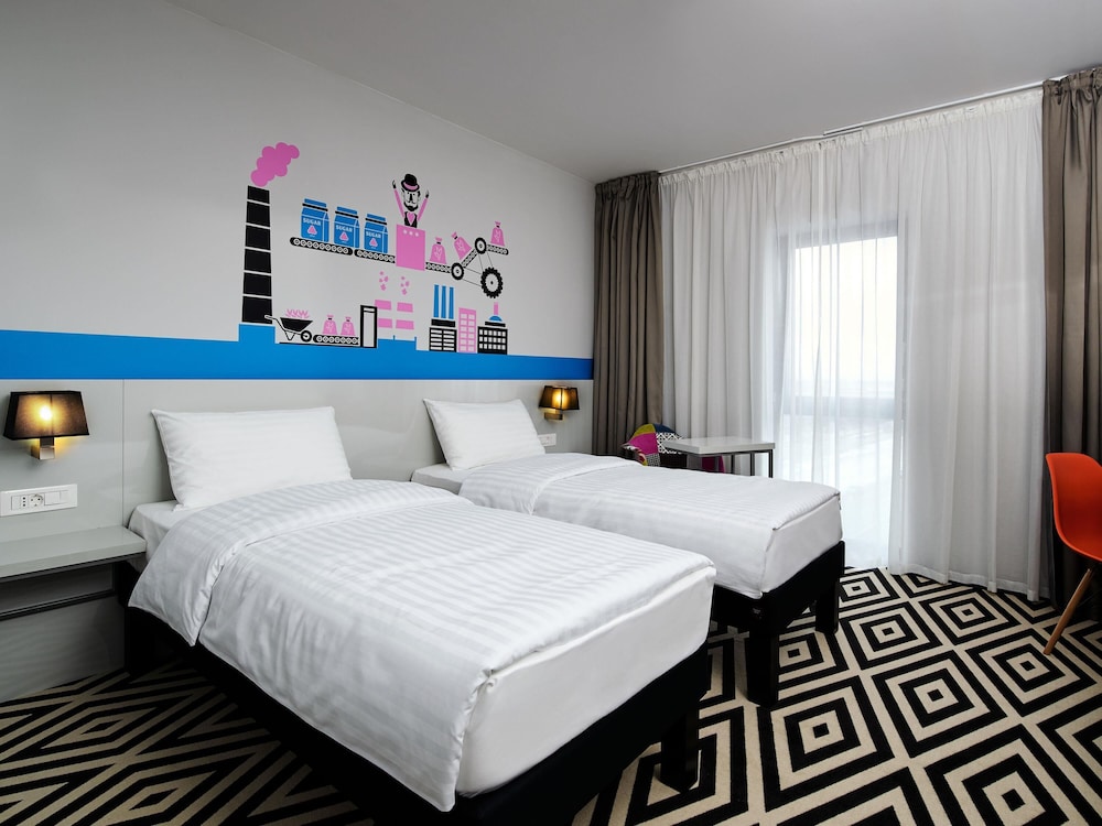 IBIS STYLES ARAD 19/49