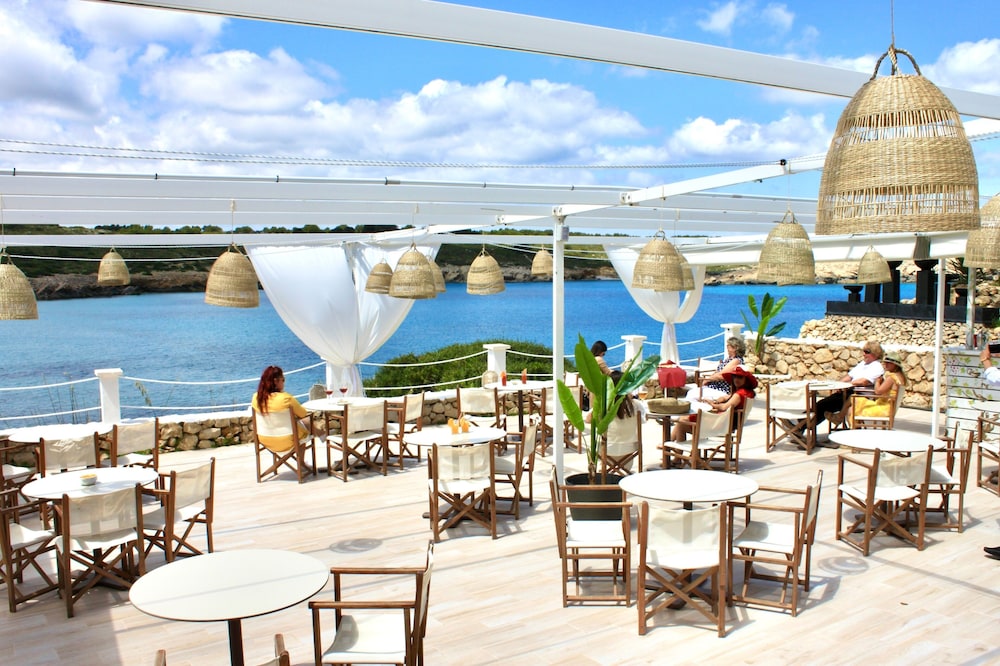 Beach Club Aparthotel 30/40