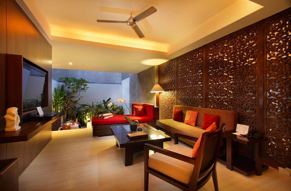 VILLA KAYU RAJA 44/69