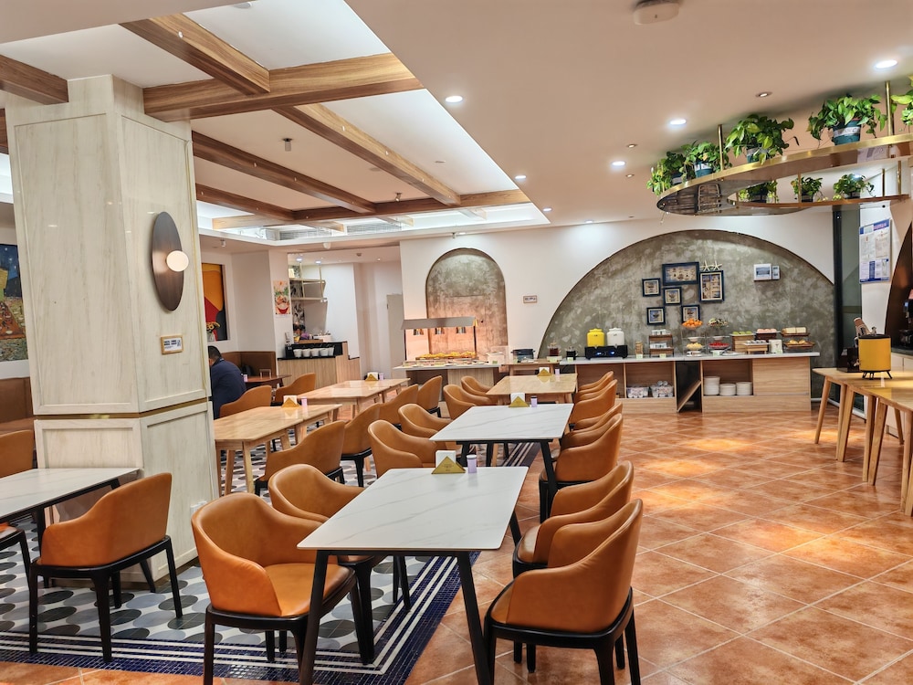 Guilin O-LIVE Social Hotel 39/50