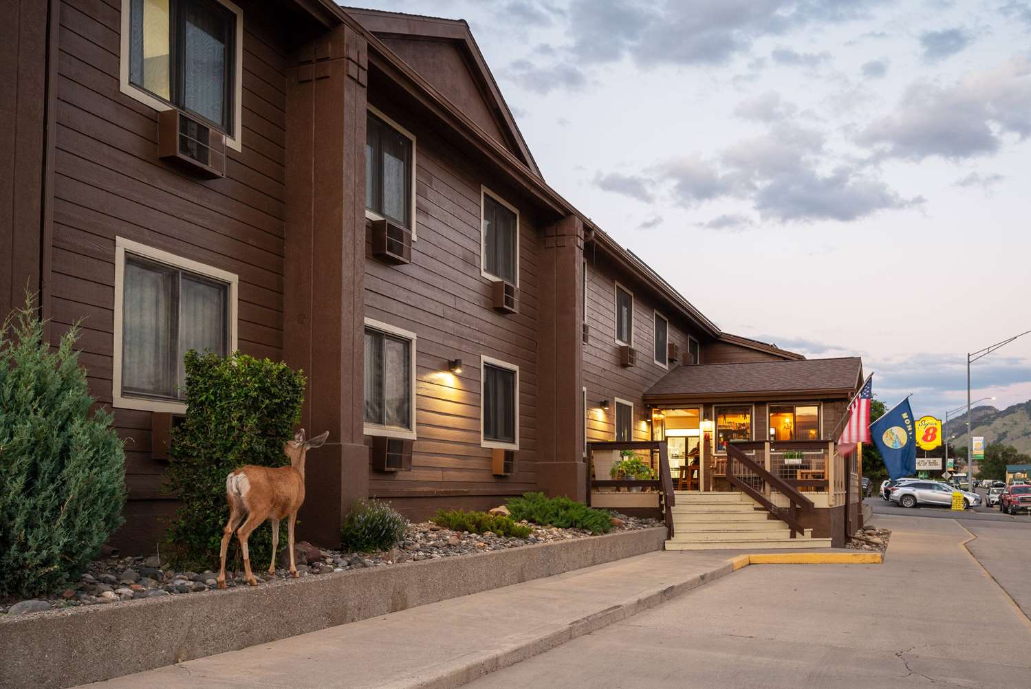 Super 8 By Wyndham Gardiner/Yellowstone Park Area 46/57