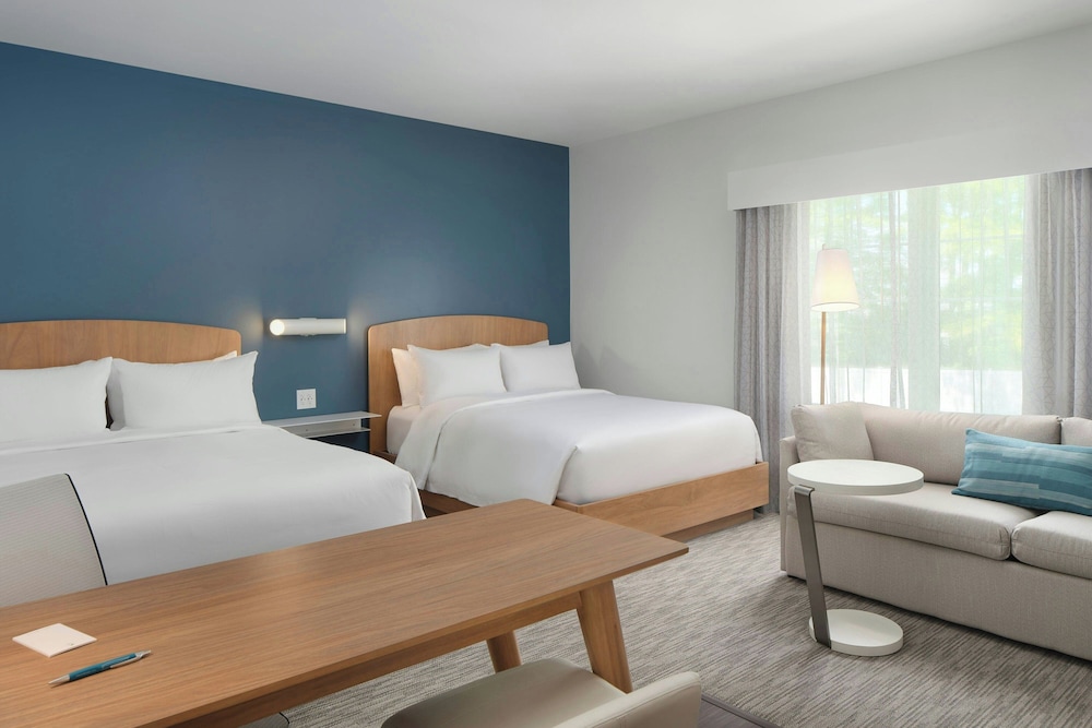 Magnuson Hotel Lenox 6/62