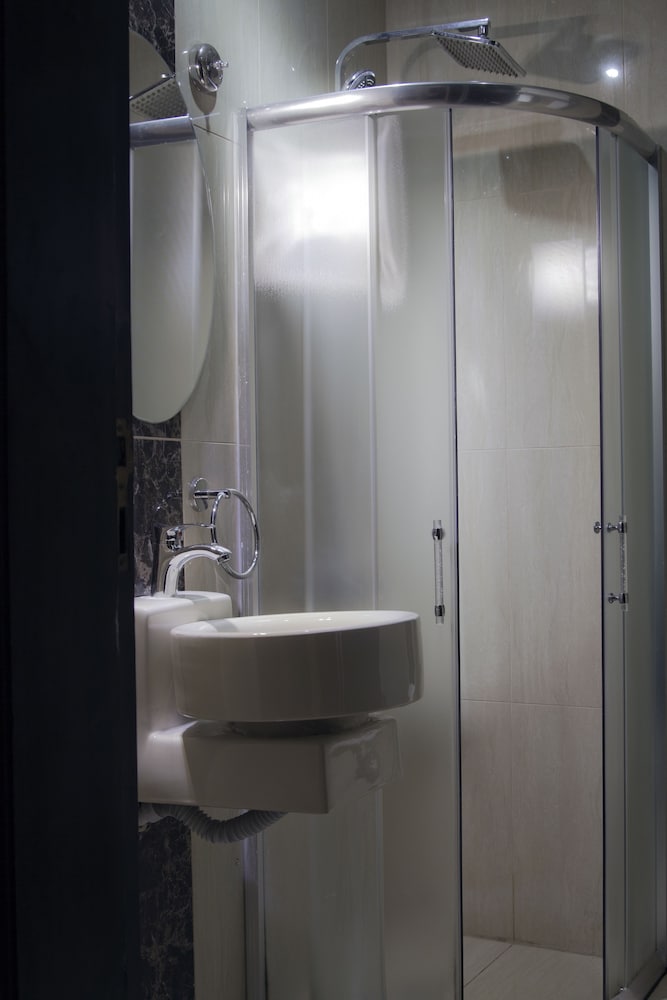 فندق ايكونو باي ليفا مطار جدة(Ekono Hotel (Ex - EKONO by LEVA Jeddah Airport Hotel)) 64/65