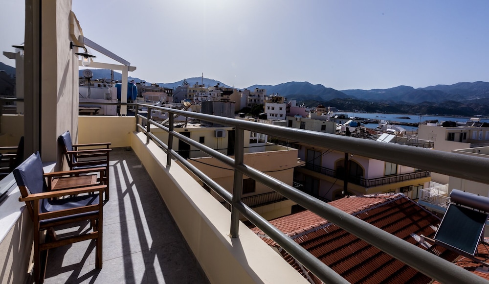 Lemon Tree House Hotel 3/50