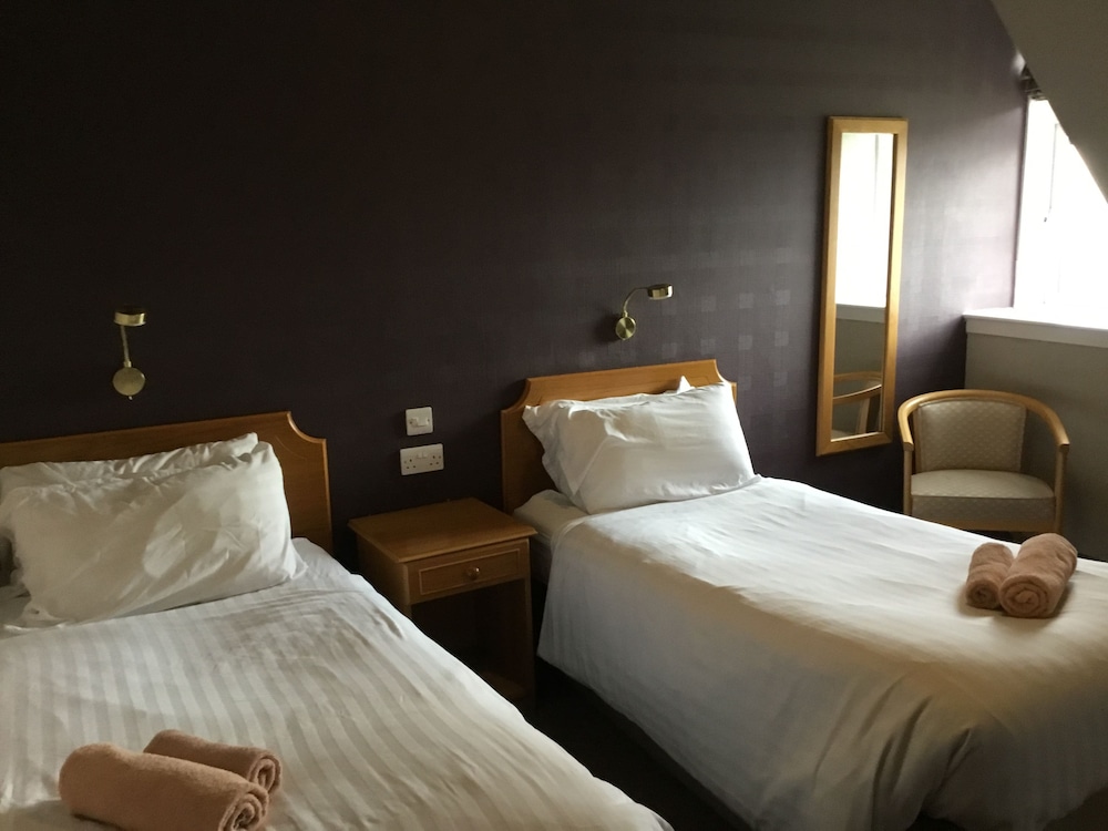 West Highland Hotel 25/71