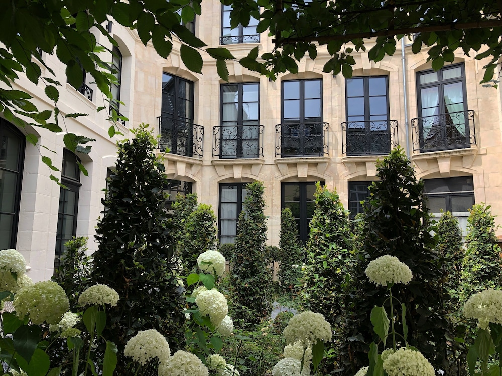 Les Maisons de Lea 9/80
