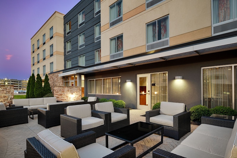 Fairfield Inn & Suites By Marriott Columbus Airport 2/18