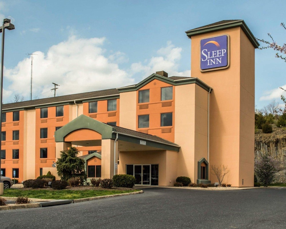 Sleep Inn Staunton 2/35