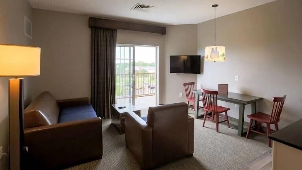 Great Wolf Lodge Illinois 24/46