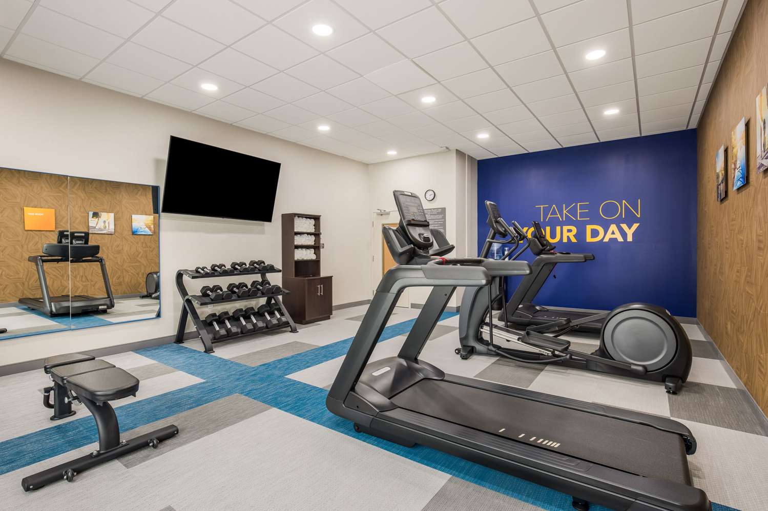 Comfort Inn & Suites Gaylord 11/19