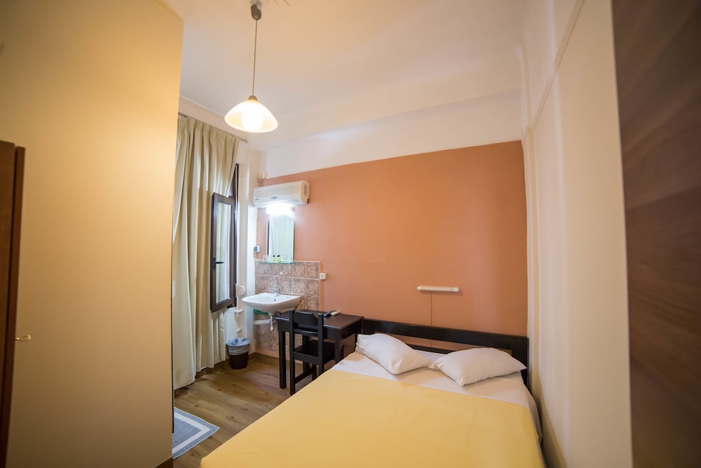 Tempi Hotel 23/38