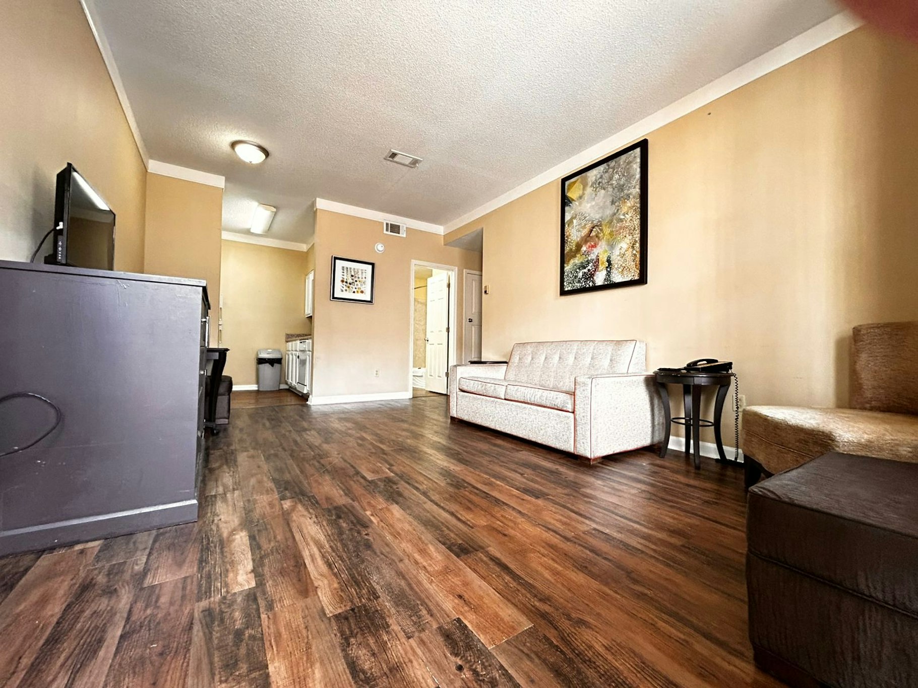Plantation Oaks Suites & Inn Millington 6/36