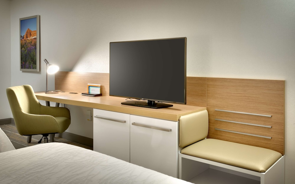 Hilton Garden Inn Lehi 58/62