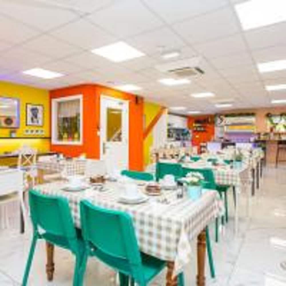 Grantly Hotel London Shepherd s Bush 41/50