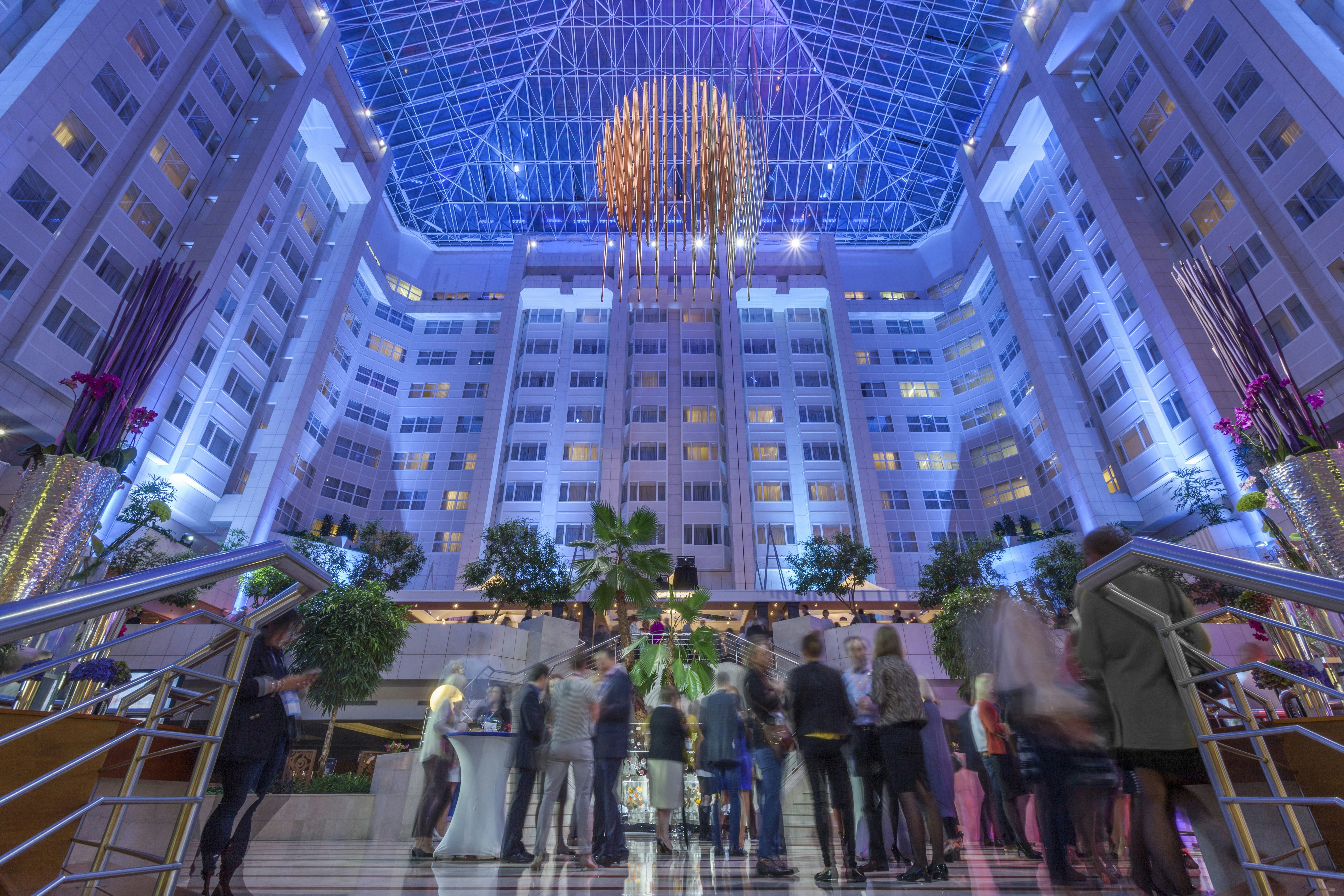 Hilton Prague Atrium 8/84