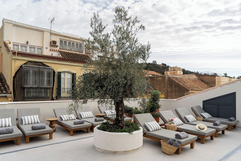 Hotel Well and Come Malaga 43/50