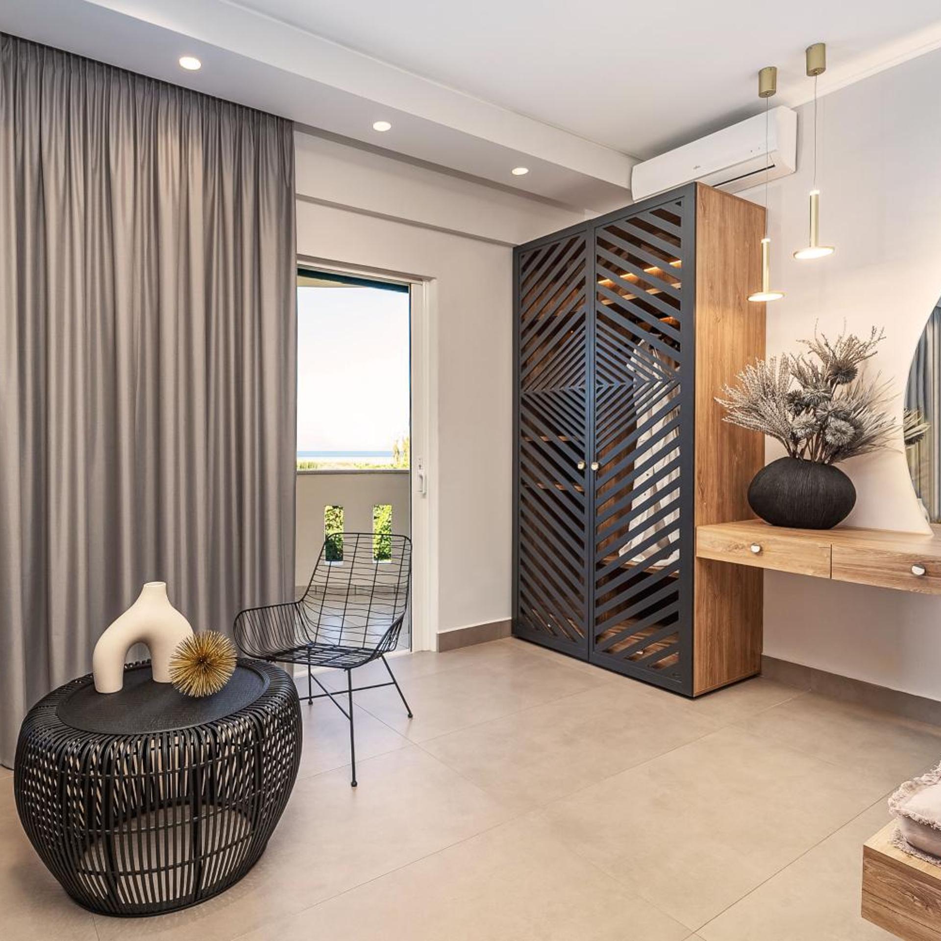 SAN GIOVANNI LUXURY STUDIOS 38/56