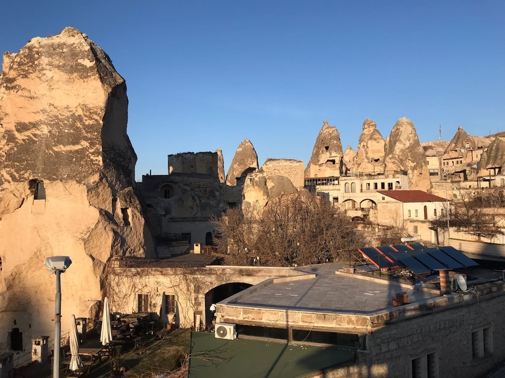 Ozbek Stone House 40/50