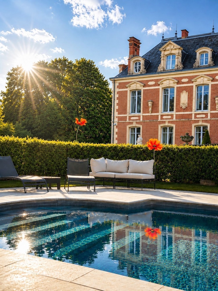 Hotel The OriginalsLe Chateau Alexandra Palace Golf Resort 5/48