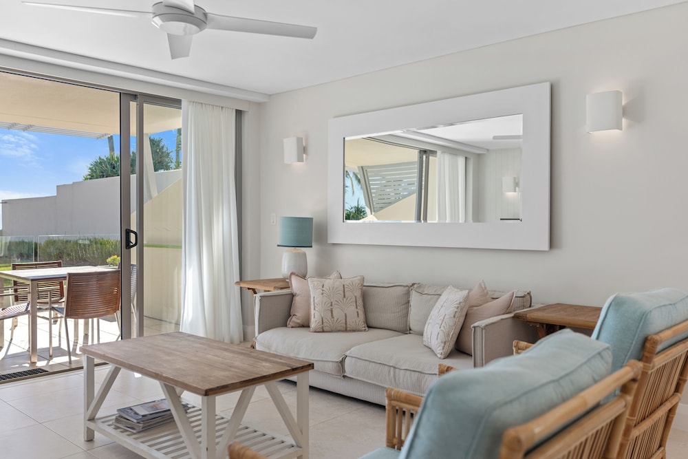 FAIRSHORE NOOSA 29/50