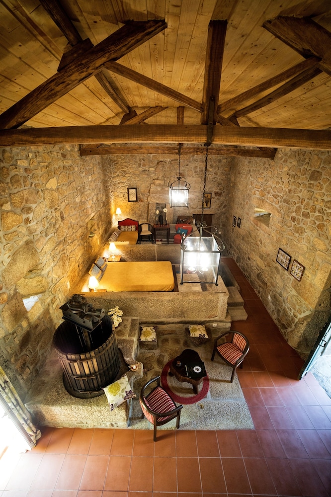 QUINTA DE SANTA BAIA 51/61