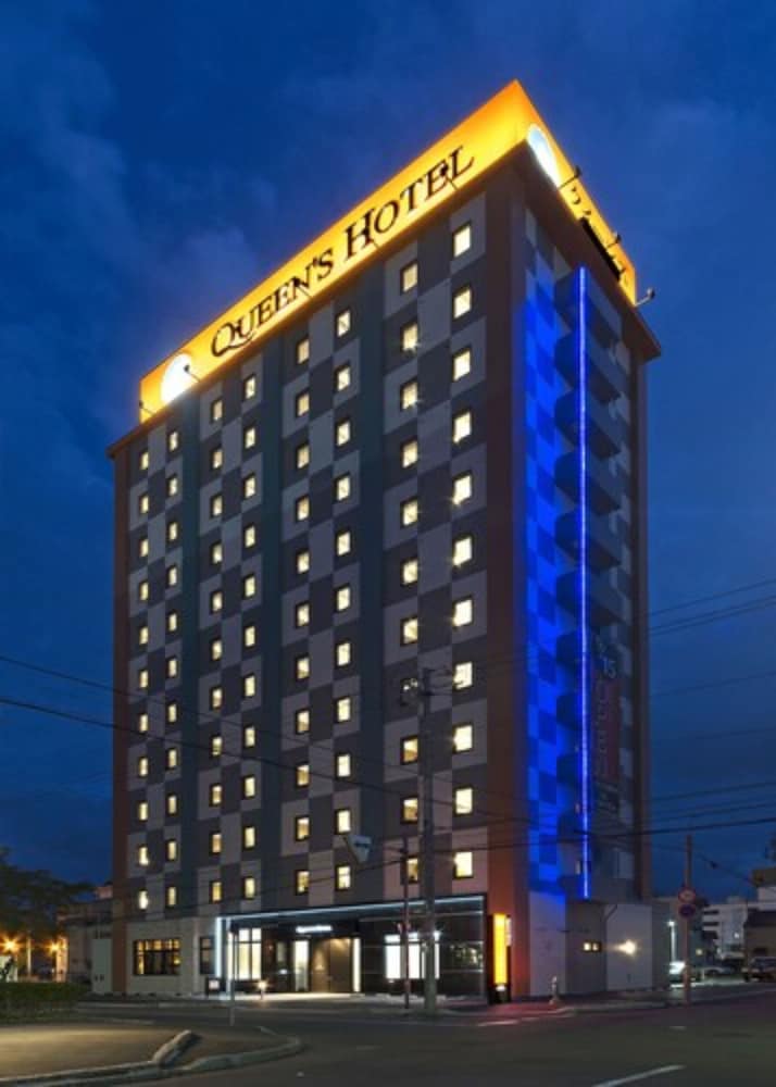 Queen's Hotel Chitose 3/58