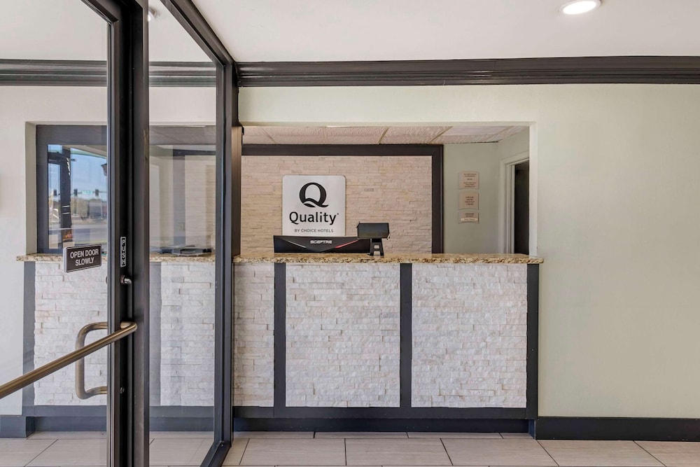 Quality Inn And Suites Southlake 11/49