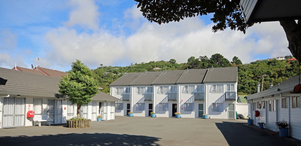 Midway Pacifica Lodge 6/62