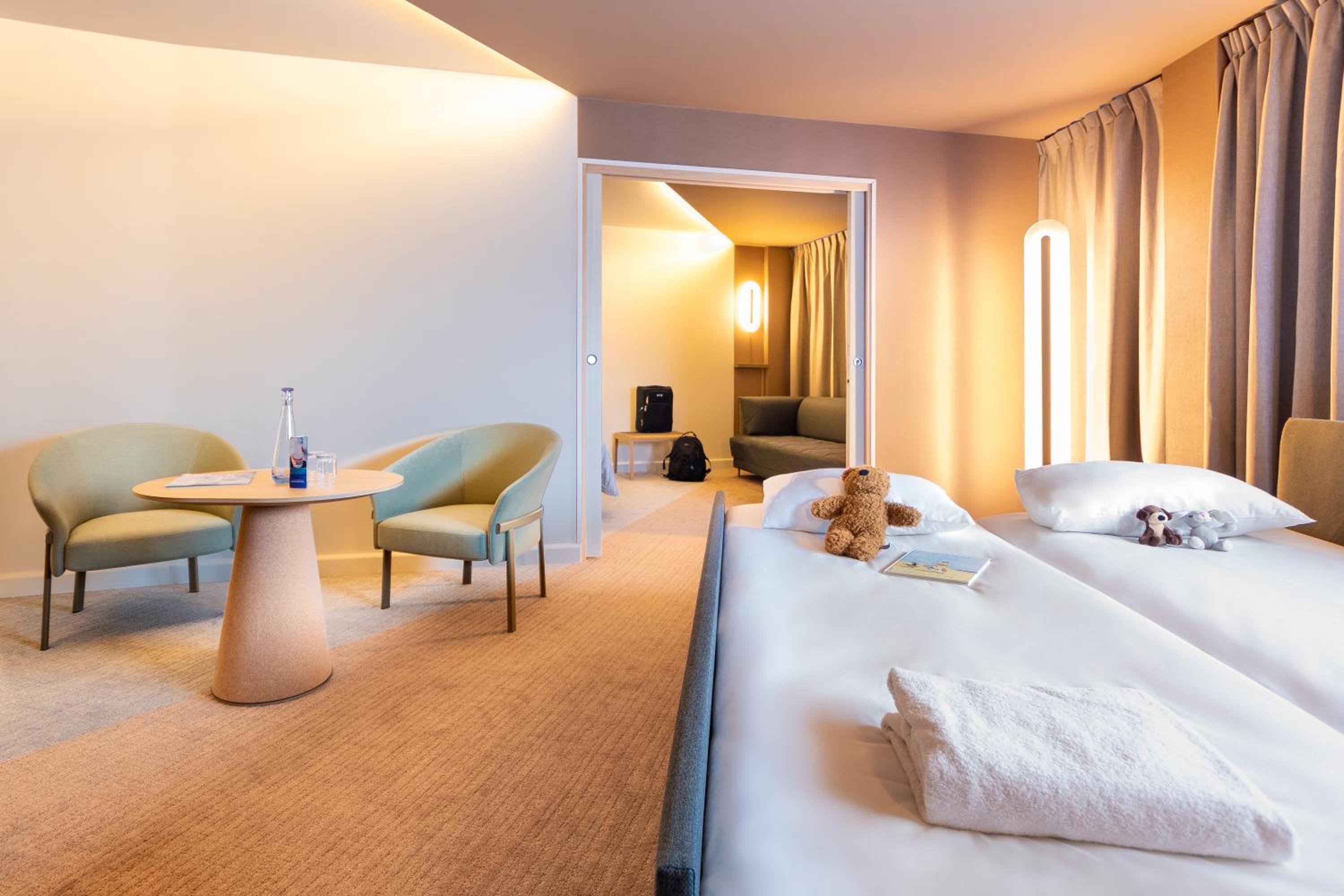 Family Suite, Double Bed, 2 Sofa