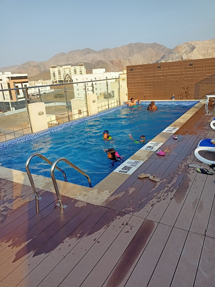 Grand Tourist Hotel 49/50