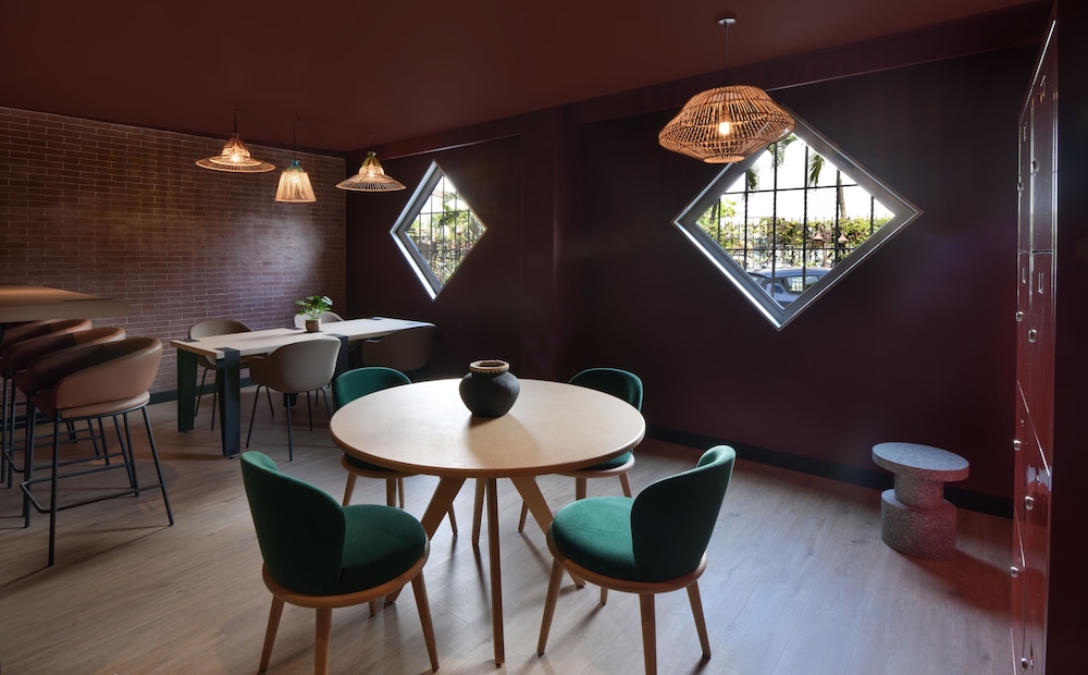 Ibis Styles Abidjan Marcory 36/65