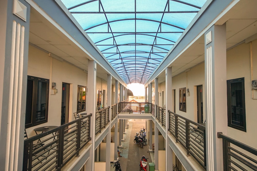 Oyo 247 Wisma Merdeka 5/30