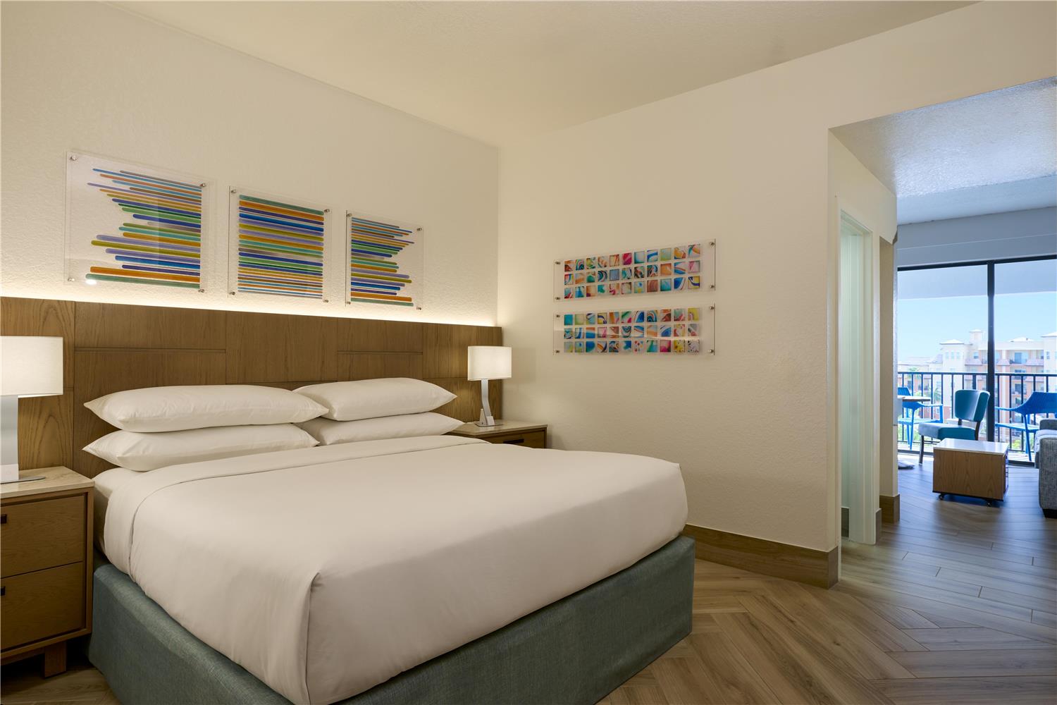 Resort, Junior Suite, King Bed, Bay View